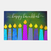 Happy Hanukkah Script Modern Boho Candles auf Gree Fußmatte (Vorderseite)