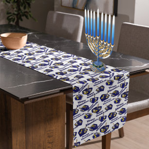 Happy Hanukkah Spinning Dreidel Kurzer Tischläufer