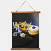 Happy Hanukkah Star von David menorah Dreidel Slip Wandteppich Mit Holzrahmen (Vorderseite)