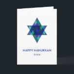 Happy Hanukkah Turquoise Star von David Non-Foto Feiertagskarte<br><div class="desc">Wünsche Freunde und Familie "Happy Hanukkah" mit diesem whimsical blauen mehrfarbigen Star von David. Das Jahr ist editierbar mit mehr bearbeitbarem Text im Inneren. Klicken Sie auf "Anpassen",  um Schriftart zu ändern,  Text,  Farbe oder Größe zu verschieben.</div>