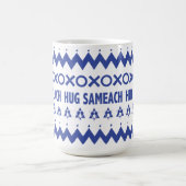 Happy Hanukkah "Ugly Sweater" Tasse (Mittel)