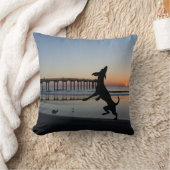 Happy Hogs tanzen auf Beach Scene Kissen (Decke)