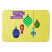 Happy Holidays and Hanging Ornaments Lila Banner Badematte (Vorderseite)