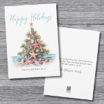 Happy Holidays Beach Weihnachtsbaum Feiertagskarte<br><div class="desc">Happy Holidays Beach Weihnachtsbaum Weihnachtskarte. Gute Ferien! Mit dieser am Strand inspirierten Urlaubskarte, die einen charmanten Muschel- und Seesterweihbaum aufweist, können Sie sich an der Küste erfreuen. Das Design zeigt das elegante Drehbuch Happy Holidays oben, einen festlichen Baum mit Muscheln und einem Seesterfisch-Topper in der Mitte, und Ihr Familienname schön...</div>
