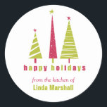 Happy Holidays Christmas Trees Sticker<br><div class="desc">Dieser Aufkleber ist ideal,  um die Schachtel oder Tasche gebackener Goodies,  die Sie an Ihre Lieben schicken,  zu ergänzen! Oder Sie können es auch als Geschenkanhänger benutzen!</div>