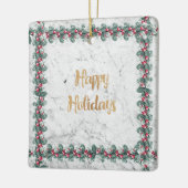Happy Holidays Holly Berry Garland auf Marmor Keramikornament (Links)