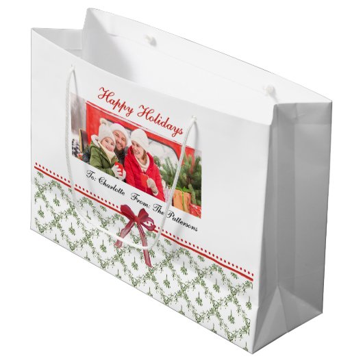 Happy Holidays Mistletoe Red Bow Individuelle Name Große Geschenktüte (Vorderseite Schrägansicht)