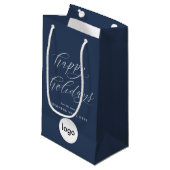 Happy Holidays Modern Business Logo Weihnachten Kleine Geschenktüte (Vorderseite Schrägansicht)