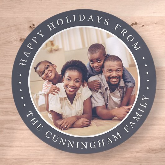 Happy Holidays Modern Simple Chic Family Foto Runder Aufkleber