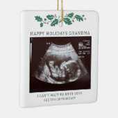 Happy Holidays Oma Schwangerschaft Reveal Ultrasou Keramikornament (Rechts)