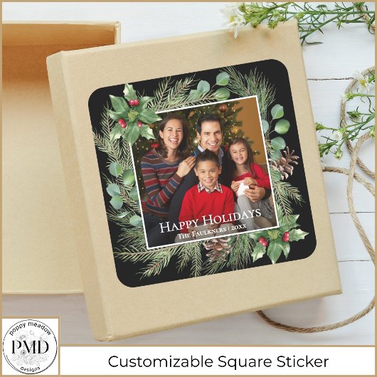 Happy Holidays Photo Wreath Greenery  Quadratischer Aufkleber