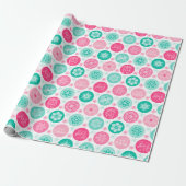Happy Holidays Pink Aquamarine Schneeflocken Geschenkpapier (Ungerollt)