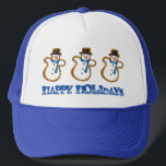 Happy Holidays Weihnachten Hanukkah Snowman Winter Truckerkappe<br><div class="desc">Hat enthält eine originelle Marker-Abbildung eines Schneemanzuckerkochs,  mit HAPPY HOLIDAYS in einem lustigen Schriftart. Ideal für Hanukkah und Weihnachtsfeiern! Sehen Sie nicht,  wonach Sie suchen? Brauchen Sie Hilfe bei der Anpassung? Klicken Sie auf "Kontakt mit diesem Designer",  um etwas für Sie erstellt zu haben!</div>