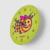 Happy Honigbiene mit rosa Flügeln Runde Wanduhr (Winkel)