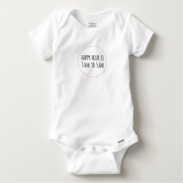 Happy Hour ist von 3:00 bis 5:00 Uhr morgens Baby T-shirt