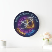 Happy Hour Neon Signs Style Text Beer Stain Große Wanduhr (Zuhause)