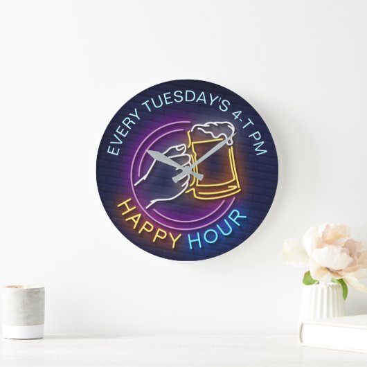 Happy Hour Neon Signs Style Text Beer Stain Große Wanduhr (Zuhause)