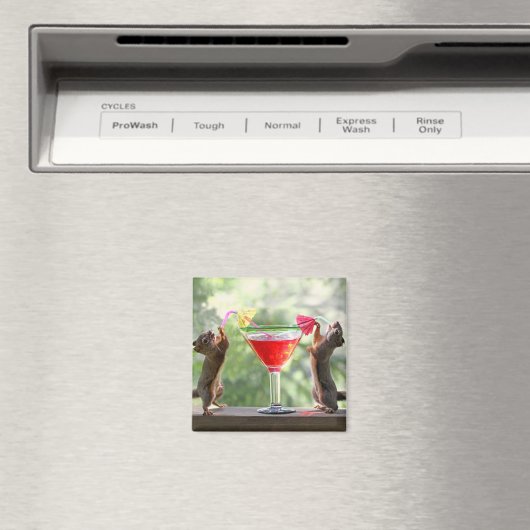 Happy Hour Squirrels Magnet (In Situ (Geschirrspüler))