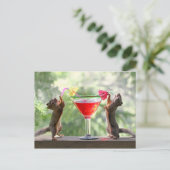 Happy Hour Squirrels Postkarte (Stehend Vorderseite)