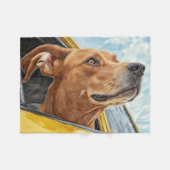 Happy Hund in Gelben Auto Art Print Fleecedecke (Vorderseite (Horizontal))