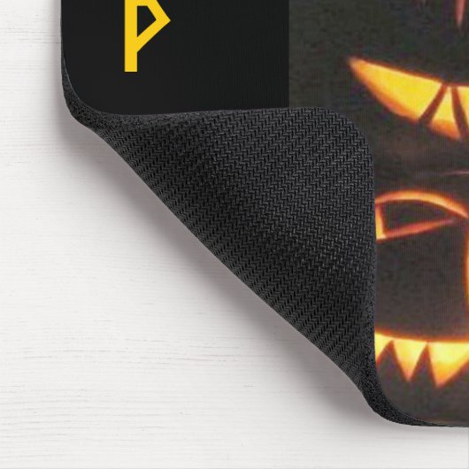 Happy Jack o'Lantern Faces Mousepad (Ecke)