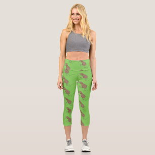 Happy Jumping Kiwi mit Bug-Krawatte Cartoon Design Capri Leggings