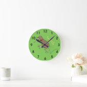 Happy Jumping Kiwi mit Bug-Krawatte Cartoon Design Runde Wanduhr (Zuhause)