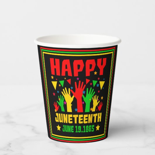Happy Juneteenth Black Red Green Yellow Hands Pappbecher (Rückseite)