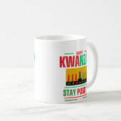 Happy Kwanzaa "Bleibe Positiv" individuell anpassb Kaffeetasse (VorderseiteRechts)