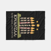 Happy Kwanzaa Candles Africa Holiday African Ameri Fleecedecke (Vorderseite (Horizontal))