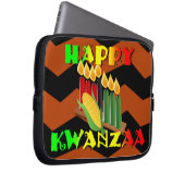 HAPPY KWANZAA LAPTOPSCHUTZHÜLLE (Vorne Rechts)