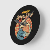 Happy Labour Day Girl Strong Worker Movement Runde Wanduhr (Winkel)