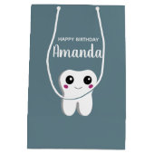 Happy Lächeln Dental Tooth Niedliche Geburtstag Mittlere Geschenktüte (Rückseite)