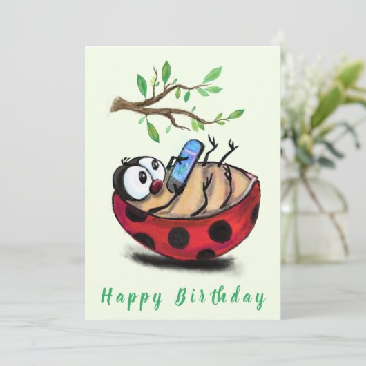 Happy Ladybug mit Phone Funny Birthday Card (Stehend Vorderseite)