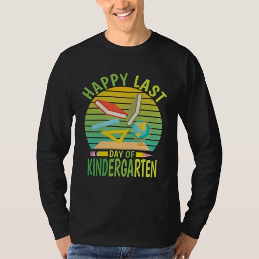 Happy Last Day Of Kindergarten 2023  Teachers Stud T-Shirt (Vorderseite)