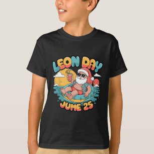 Happy Leon Day Santa Summer 6 weitere Monate für C T-Shirt