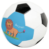 Happy Löwe mit Schmetterling-Cartoon-Abbildung Fußball (Dreiviertel)