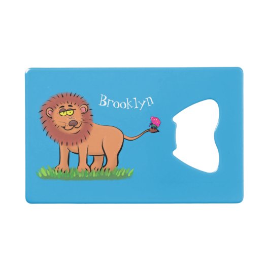 Happy Löwe mit Schmetterling-Cartoon-Abbildung Geldbeutel Flaschenöffner (Vorderseite (Horizontal))