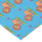 Happy Löwe mit Schmetterling-Cartoon-Abbildung Tischdecke (Schrägansicht)