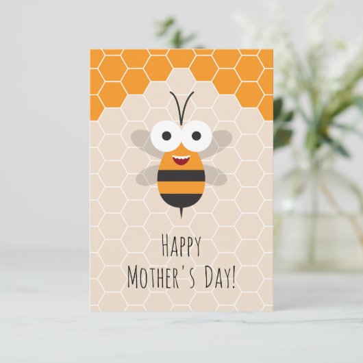 Happy Mother's Day Niedlich Honey Bee Honeycomb Dankeskarte (Stehend Vorderseite)
