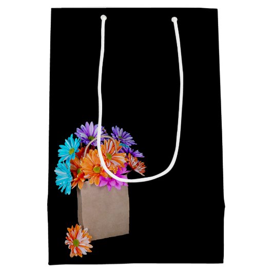 Happy Name Day Daisy Bouquet in Papiertüte Mittlere Geschenktüte (Rückseite)