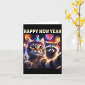 Happy New Year 2026 Cute Cat Raccoon Celebration Karte (Gelbe Blume)