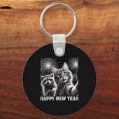 Happy New Year 2026 Cute Cat Raccoon Celebration  Schlüsselanhänger (Vorderseite)