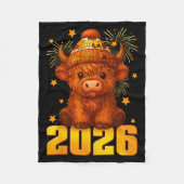 Happy New Year 2026 Highland Cow & Party Hat N Fleecedecke (Vorderseite)