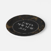 Happy New Year Party Gold Black Marble Pappteller (Schrägansicht)