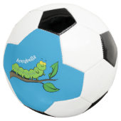 Happy niedlich Green Raupe Cartoon Illustration Fußball (Dreiviertel)