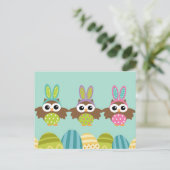 Happy Oaster Bunny Owls Feiertagspostkarte (Stehend Vorderseite)