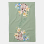 Happy Oaster Bunny und Stapel von Büchern Geschirrtuch (Vertikal)