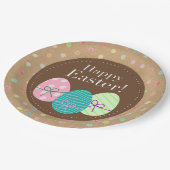 Happy Oaster Eggs Punkte auf Imitate Kraft Paper Pappteller (Schrägansicht)