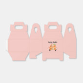 Happy Osterfahrer auf rosa Geschenkschachtel (Ungefaltet)